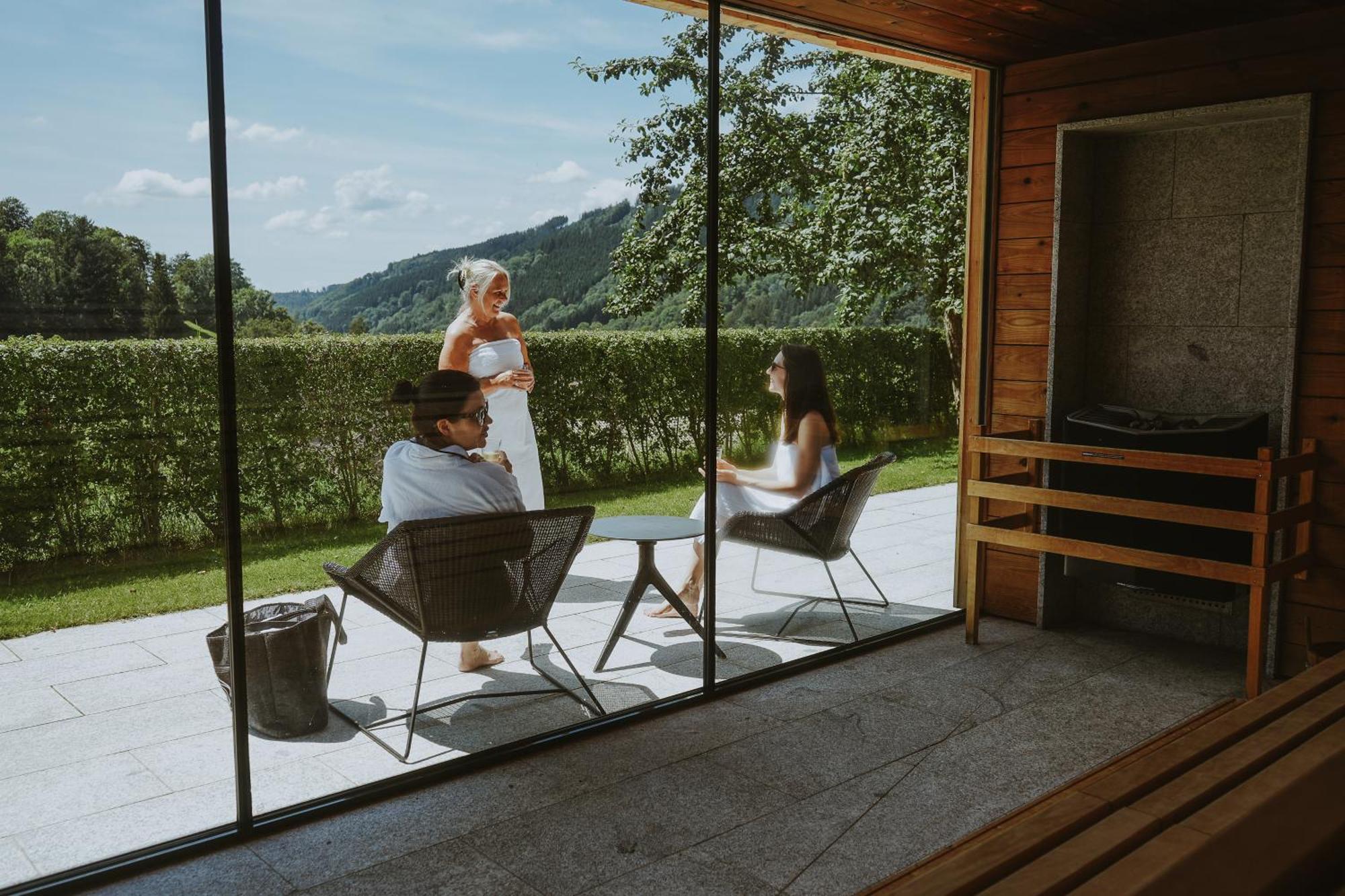 Elzland Hotel Pfauen Wellness & Spa Elzach Exteriér fotografie